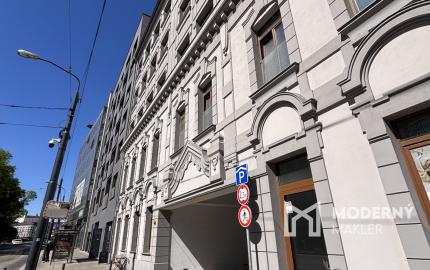 Na prenájom garážové státie v Starom meste