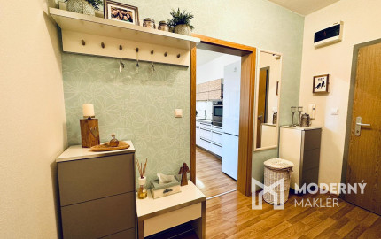 REZERVOVANÉ - EXKLUZÍVNA PONUKA! NA PREDAJ ŠTÝLOVÝ 2 IZBOVÝ BYT NA VÝCHODNEJ ULICI V TRENČÍNE