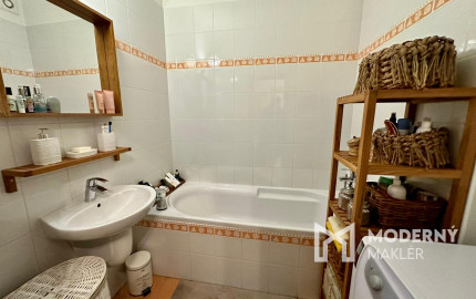 REZERVOVANÉ - EXKLUZÍVNA PONUKA! NA PREDAJ ŠTÝLOVÝ 2 IZBOVÝ BYT NA VÝCHODNEJ ULICI V TRENČÍNE