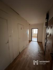 3+1 izbový byt vyhodný na rekonštrukciu, Nemšová