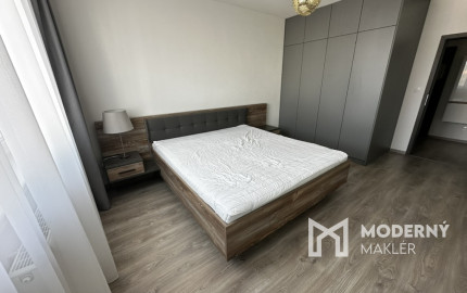 Prenájom zariadeného 2 izbového bytu, Zlatovská ulica