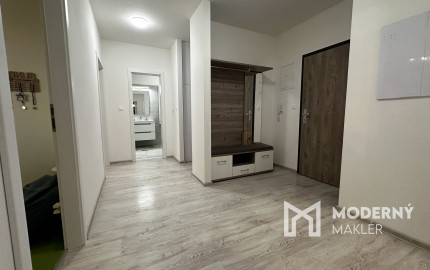 Predaj útulného zariadeného 3-izb. bytu s veľkou terasou