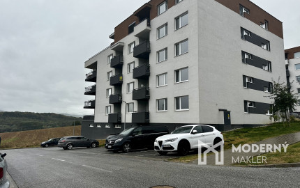 Predaj útulného zariadeného 3-izb. bytu s veľkou terasou