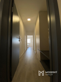 Krásne zariadený dvojizbový byt na ulici Hanzlíkovská