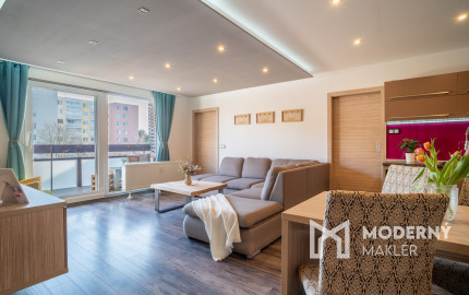 Na predaj priestranný 4-izbový byt v Trenčíne