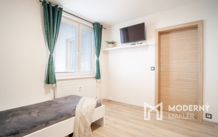 Na predaj priestranný 4-izbový byt v Trenčíne