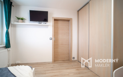 Na predaj priestranný 4-izbový byt v Trenčíne