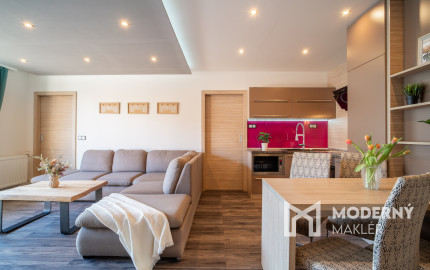 Na predaj priestranný 4-izbový byt v Trenčíne