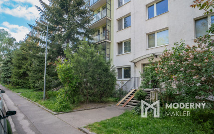 Na prenájom priestranný 3-izbový byt vo vyhľadávanej časti Ružinova