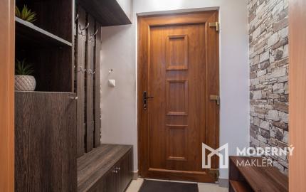 Na predaj záhradná chata vhodná na celoročné bývanie v obci Kuchyňa