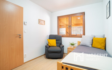 Na predaj záhradná chata vhodná na celoročné bývanie v obci Kuchyňa