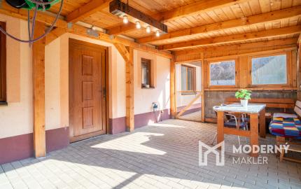 Na predaj záhradná chata vhodná na celoročné bývanie v obci Kuchyňa