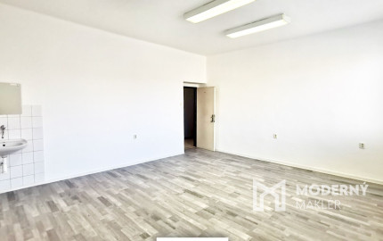 Na prenájom administratívny priestor o výmere 23,8m2 v Stupave – AB17