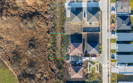 Na predaj rovinaté pozemky vhodné na výstavbu rodinných domov obci Malé Leváre