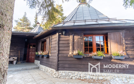 Na predaj jedinečná Zbojnícka koliba s bohatou históriou v Starej Lesnej