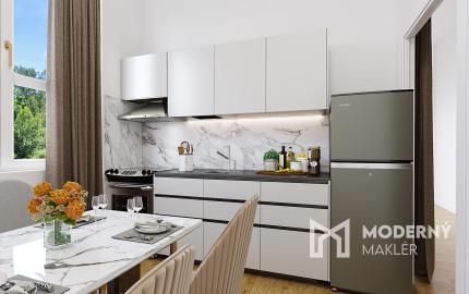 Na predaj priestranný 2,5-izbový byt v historickej budove Starého Mesta