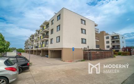 Na predaj kryté parkovacie státie kúsok od centra Stupavy