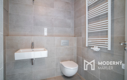 Na predaj svetlý 1,5-izbový byt v NADŠTANDARDE v lukratívnej lokalite BORY