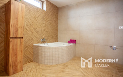 Na predaj príjemný 4-izbový rodinný dom v Lehniciach