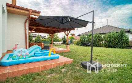 Na predaj príjemný 4-izbový rodinný dom v Lehniciach