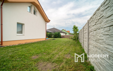 Na predaj príjemný 4-izbový rodinný dom v Lehniciach