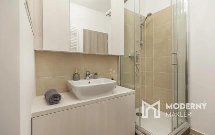 Na prenájom nadštandardne zariadený 2-izbový byt v novostavbe Slnečnice