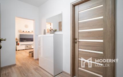 Na predaj dobre dispozične riešený 3-izbový byt vo vyhľadávanej lokalite Karlovej Vsi