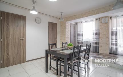 Na predaj priestranný 6-izbový rodinný dom v obci Hrnčiarovce nad Parnou