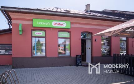 Na predaj komerčná budova v centre mesta Spišská Stará Ves so skvelým investičným potenciálom