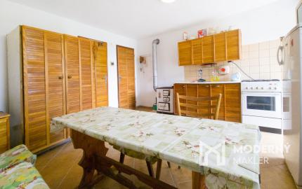 Na predaj rekreačná chata v jedinečnom prostredí Malých Karpát v Sološnici