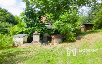 Na predaj rekreačná chata v jedinečnom prostredí Malých Karpát v Sološnici