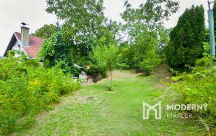 Na predaj rekreačná chata v jedinečnom prostredí Malých Karpát v Sološnici