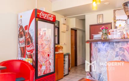 Na predaj gastroprevádzka s vonkajšou terasou v Karlovej Vsi