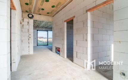 Na predaj novostavba 4-izbového bungalovu v príjemnej lokalite neďaleko Bratislavy