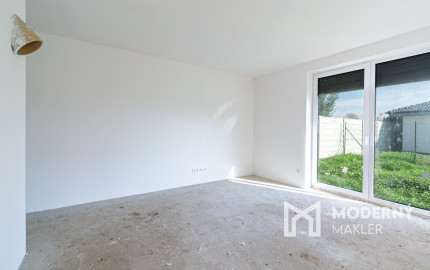 Na predaj moderný 4-izbový rodinný dom s terasou v Hrnčiarovciach nad Parnou