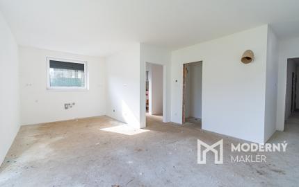 Na predaj moderný 4-izbový rodinný dom s terasou v Hrnčiarovciach nad Parnou