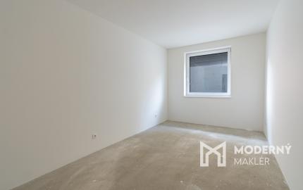 Na predaj moderný 4-izbový rodinný dom s terasou v Hrnčiarovciach nad Parnou