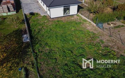 Na predaj jedinečný 4-izbový rodinný dom s terasou v Hrnčiarovciach nad Parnou