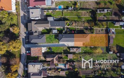 Na predaj jedinečný 4-izbový rodinný dom s terasou v Hrnčiarovciach nad Parnou