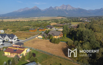 Na predaj perspektívny pozemok so stavebným povolením vo Veľkej Lomnici