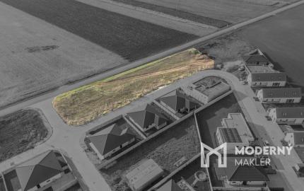 Na predaj lukratívne pozemky v novovybudovanej časti obce Topoľnica