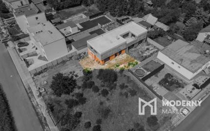 Na predaj nadštandardný 3-izbový byt s vlastnou záhradou v Kráľovej pri Senci