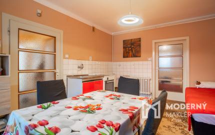 Na predaj 4-izbový rodinný dom vo Vinohradoch nad Váhom