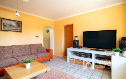 Na predaj rodinný dom s rozľahlým pozemkom v obci Nové Sady