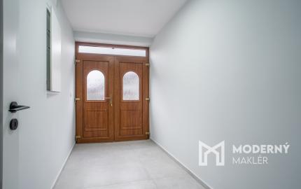 Na predaj štýlovo zrekonštruovaný dvojpodlažný rodinný dom za výhodnú cenu v obci Veľká Mača