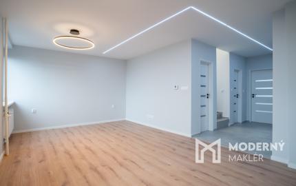 Na predaj štýlovo zrekonštruovaný dvojpodlažný rodinný dom za výhodnú cenu v obci Veľká Mača