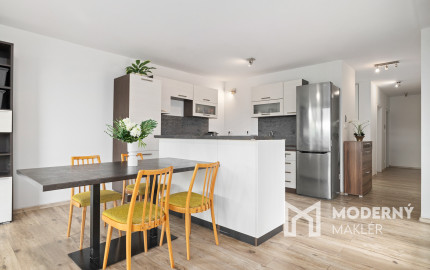 Na predaj moderný dom s terasou v Ružinove - Domové role