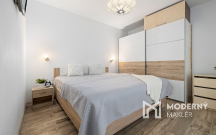 Na predaj moderný dom s terasou v Ružinove - Domové role