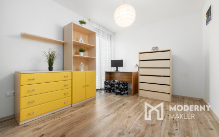 Na predaj moderný dom s terasou v Ružinove - Domové role