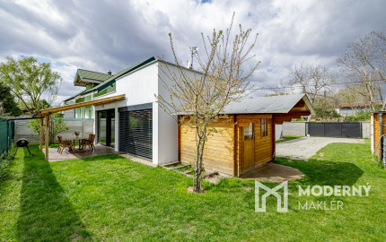 Na predaj moderný dom s terasou v Ružinove - Domové role